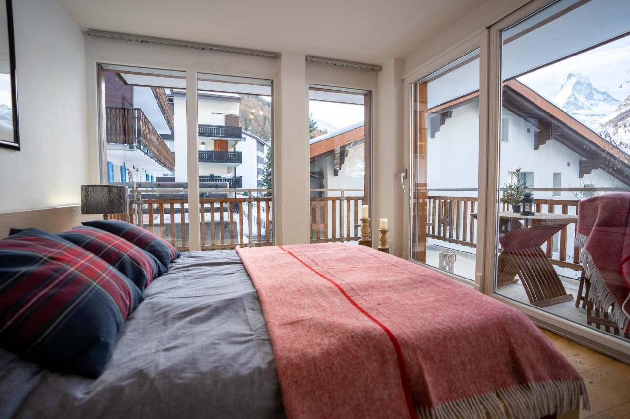 Modern With Matterhorn View *